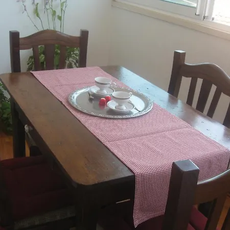 Nikolina Guest house 3*