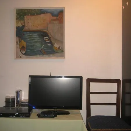 Casa de hóspedes Nikolina 3*